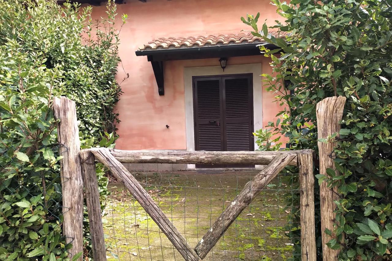 Agriturismo Tenuta Monte La Guardia Castel Giuliano Exterior foto